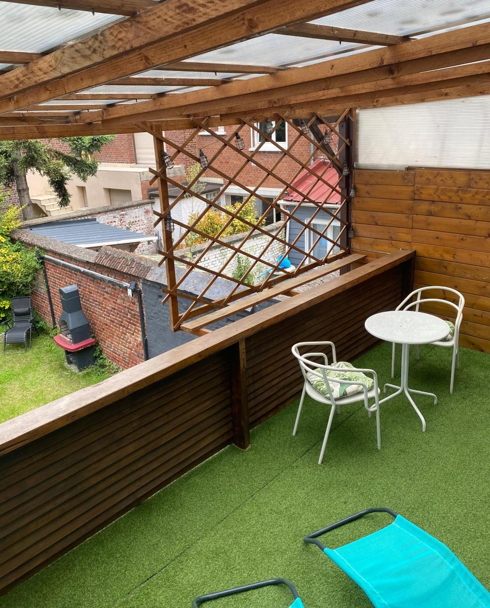 La Terrasse, Train Lens - Paris Trajet D'Environ 1 Heure 10 Minutes Apartman Kültér fotó